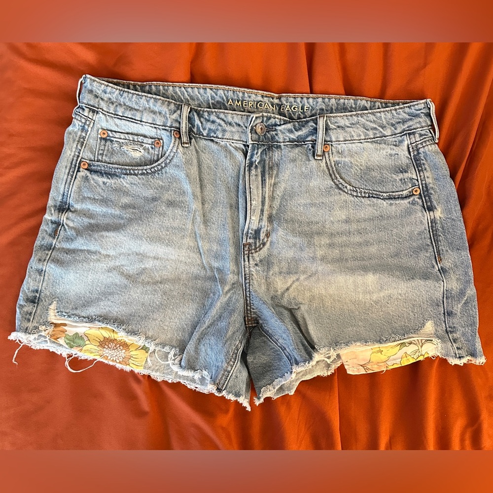 American Eagle Outfitters Women's Blue Denim Shorts